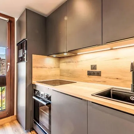 Pramecou - 6-8 Pers - Centre Val Claret Appartement *